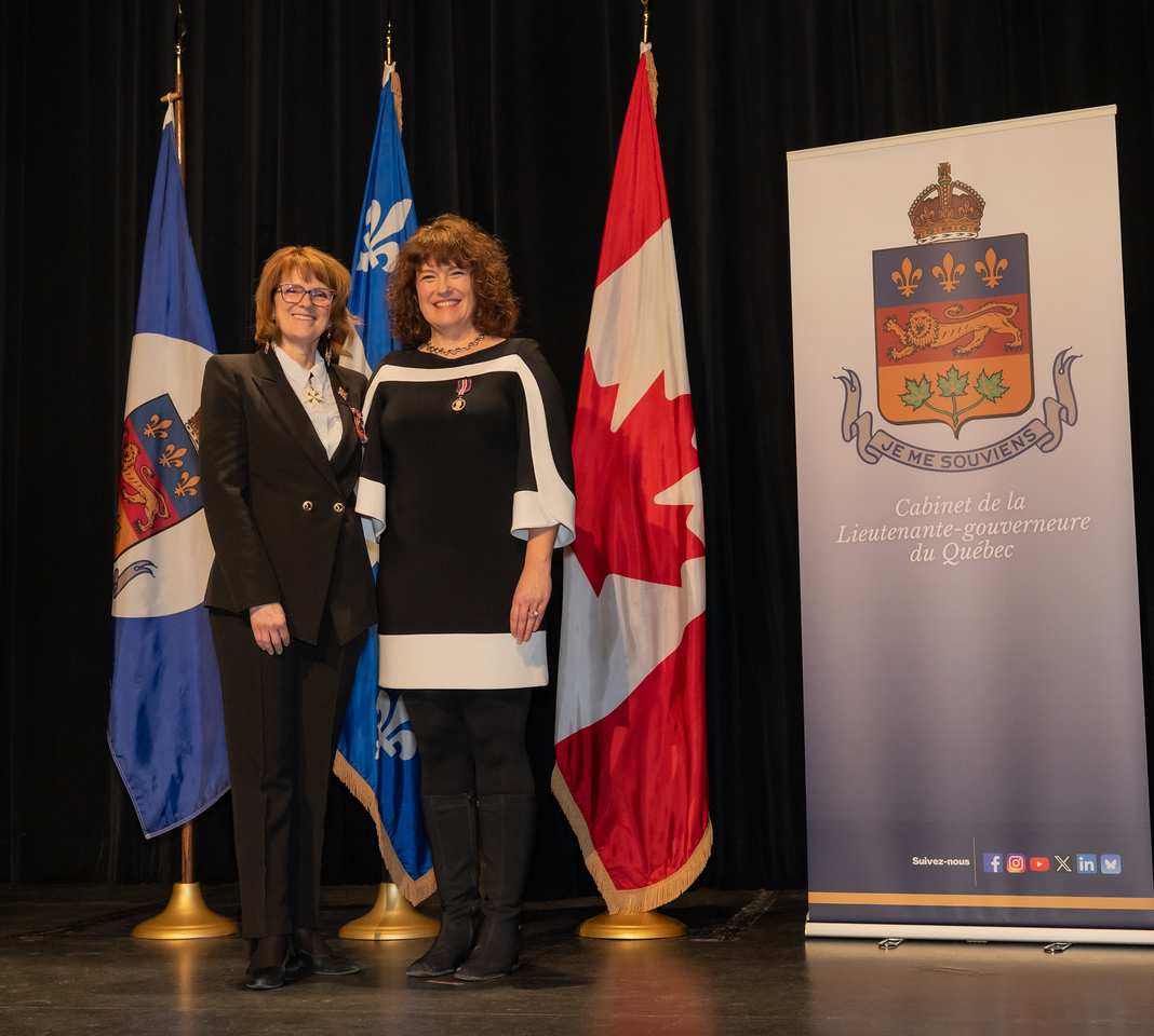 Isabelle Savard et Mme Jeannotte